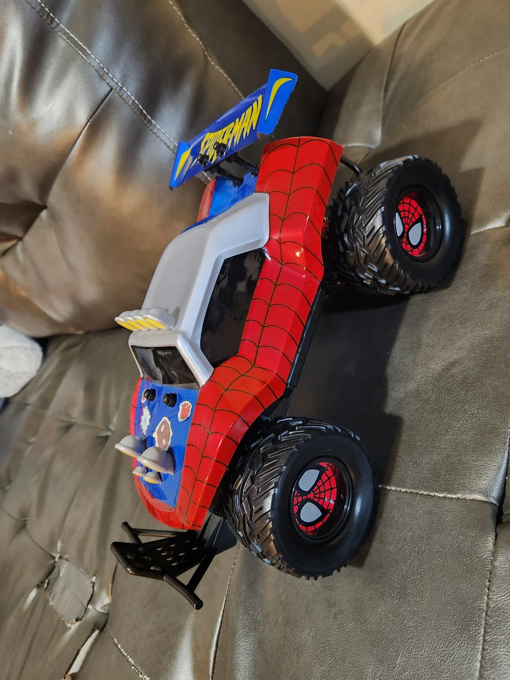 Marvel Spider-Man Red, Blue & White RC Monster Truck